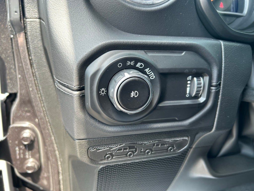 2025 Jeep Wrangler Sahara