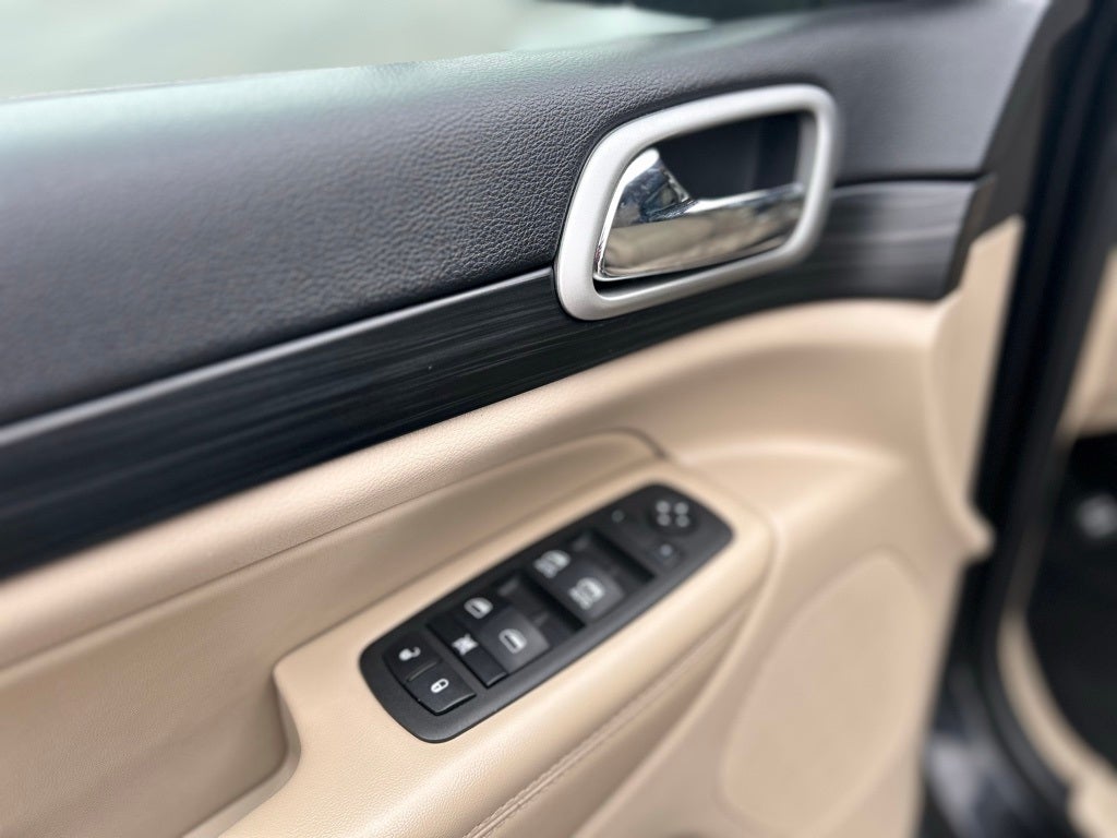 2022 Jeep Grand Cherokee WK Laredo E