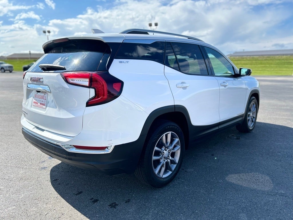 2023 GMC Terrain SLT