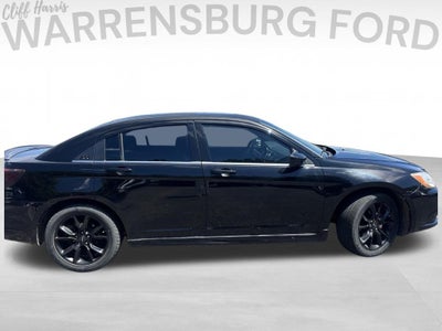 2014 Chrysler 200 Limited