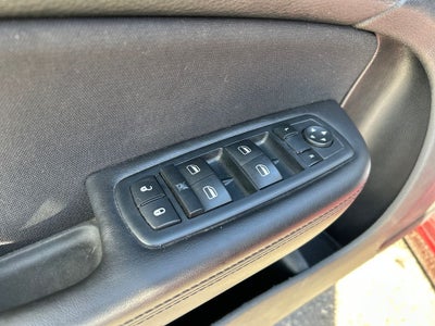 2016 Chrysler 200 LX