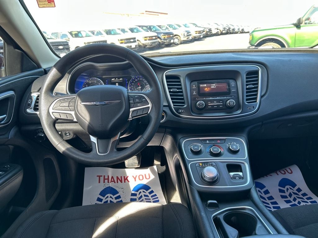 2016 Chrysler 200 LX