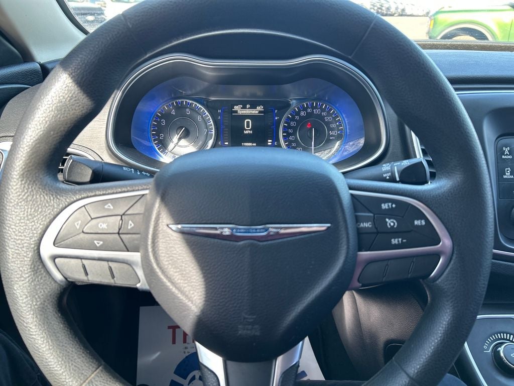 2016 Chrysler 200 LX