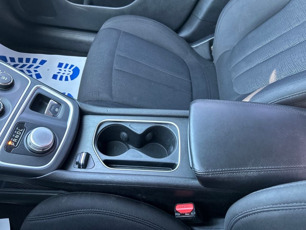 2016 Chrysler 200 LX