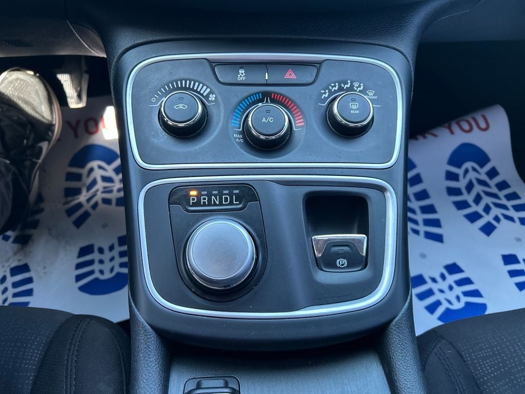 2016 Chrysler 200 LX