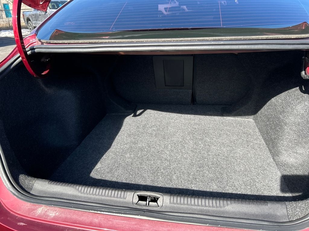 2016 Chrysler 200 LX