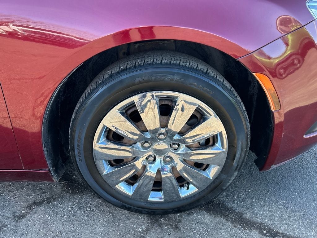 2016 Chrysler 200 LX