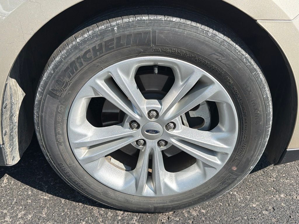 2018 Ford Taurus SEL
