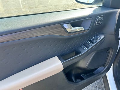 2020 Ford Escape Hybrid Titanium