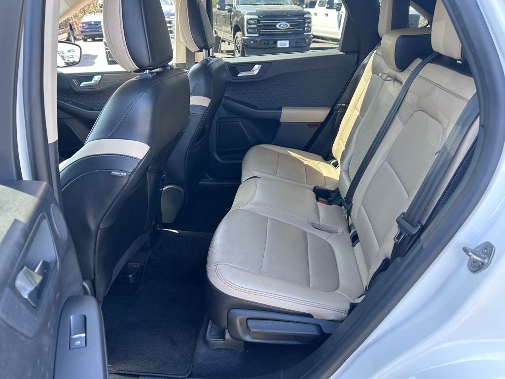 2020 Ford Escape Hybrid Titanium