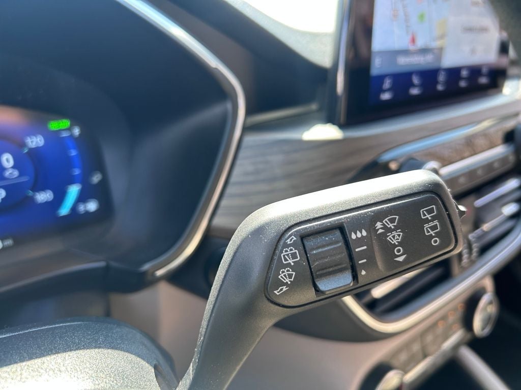 2020 Ford Escape Hybrid Titanium