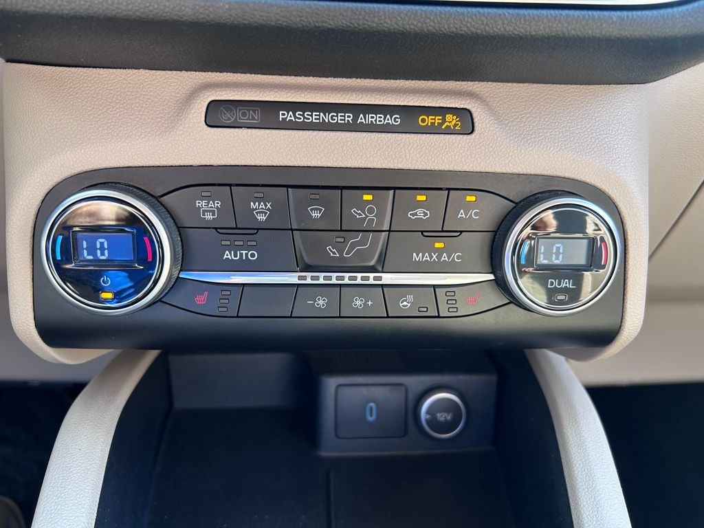 2020 Ford Escape Hybrid Titanium