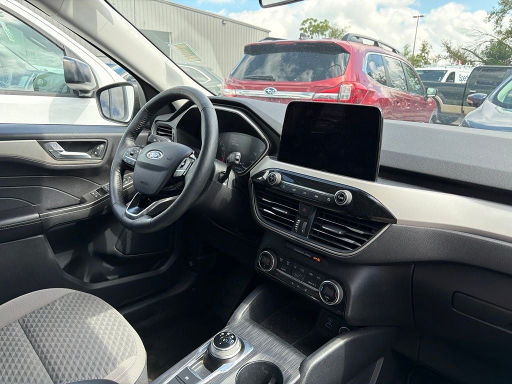 2021 Ford Escape SE