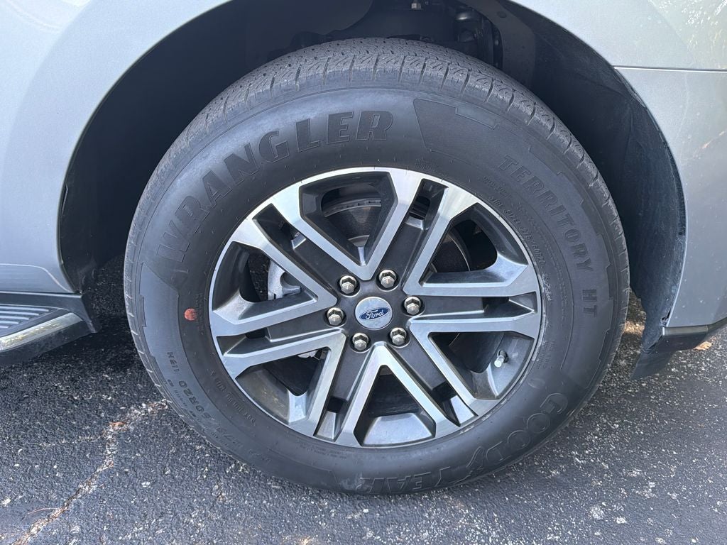 2022 Ford Expedition Max XLT