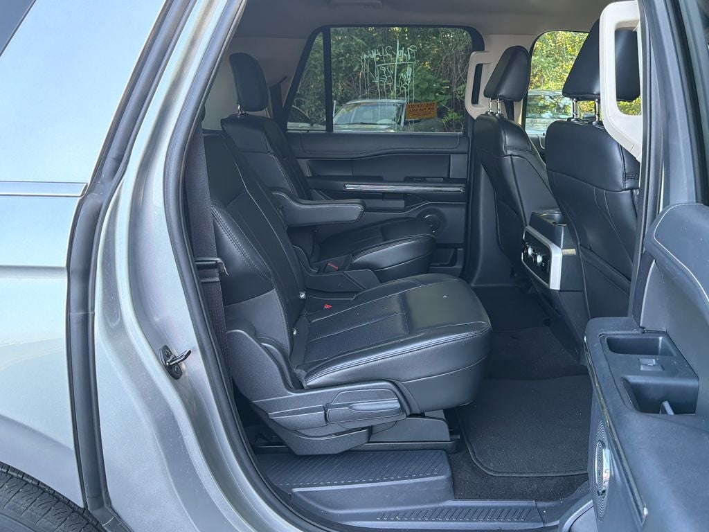 2022 Ford Expedition Max XLT