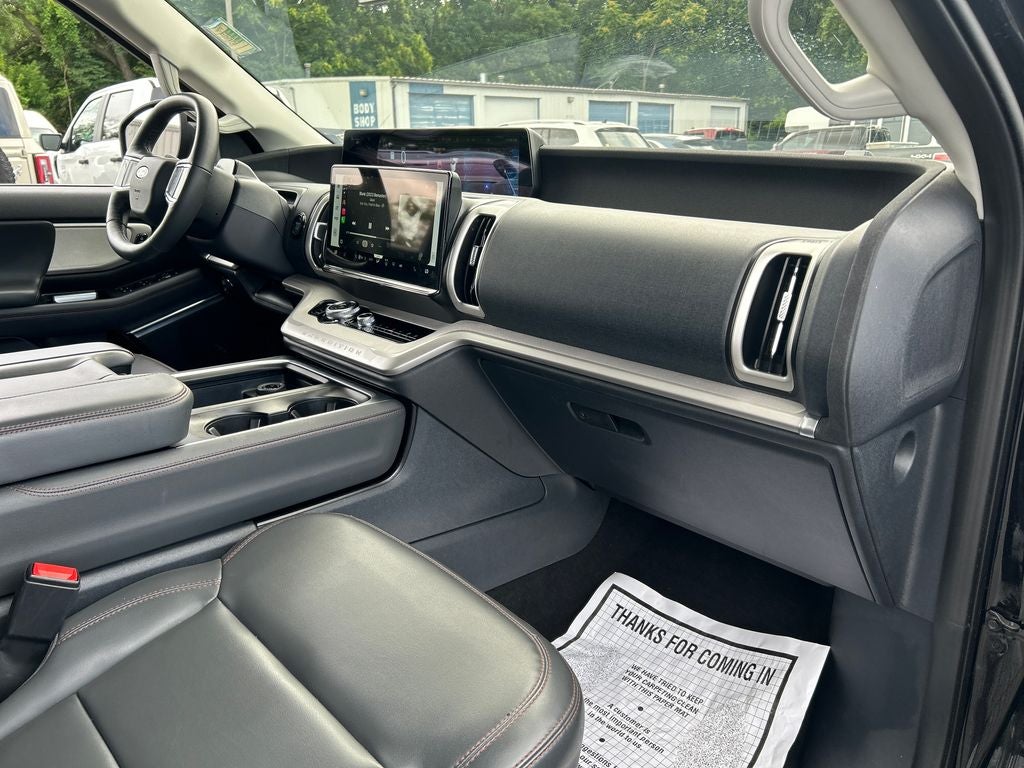 2025 Ford Expedition Active