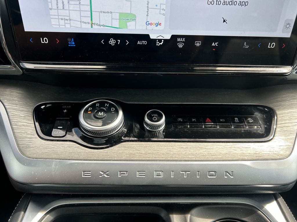 2025 Ford Expedition Platinum