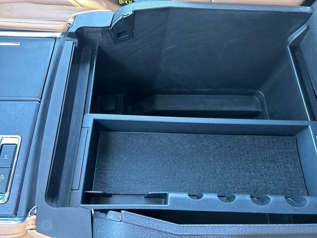 2024 Ford Expedition Platinum