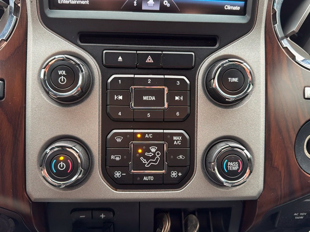 2015 Ford F-250SD Lariat