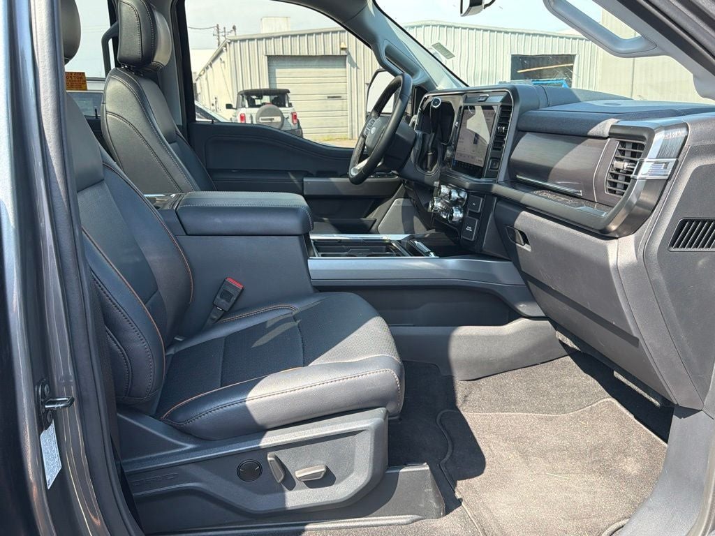 2025 Ford F-250SD Lariat