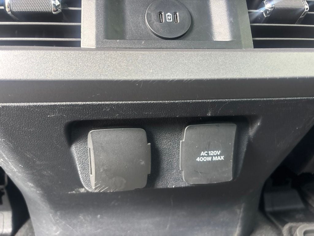 2023 Ford F-350SD Lariat