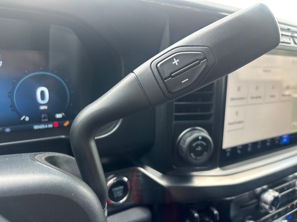 2023 Ford F-350SD Lariat