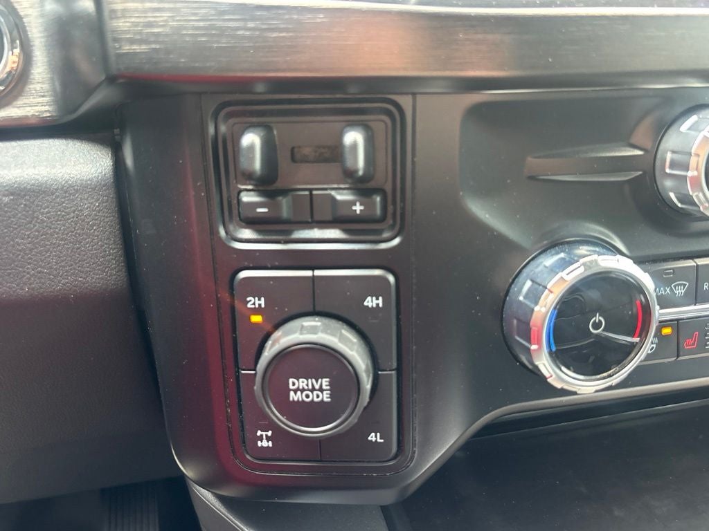 2023 Ford F-350SD Lariat