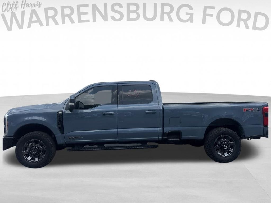 2023 Ford F-350SD Lariat