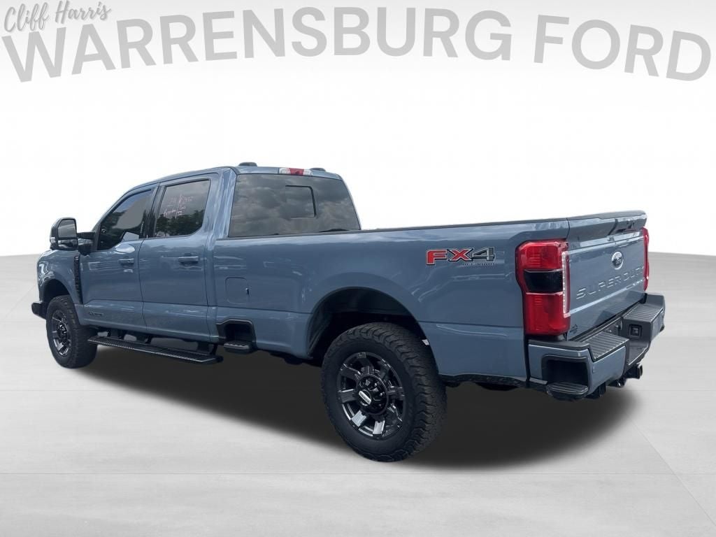 2023 Ford F-350SD Lariat