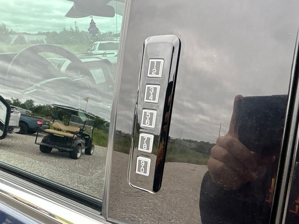 2016 Ford F-150 Platinum