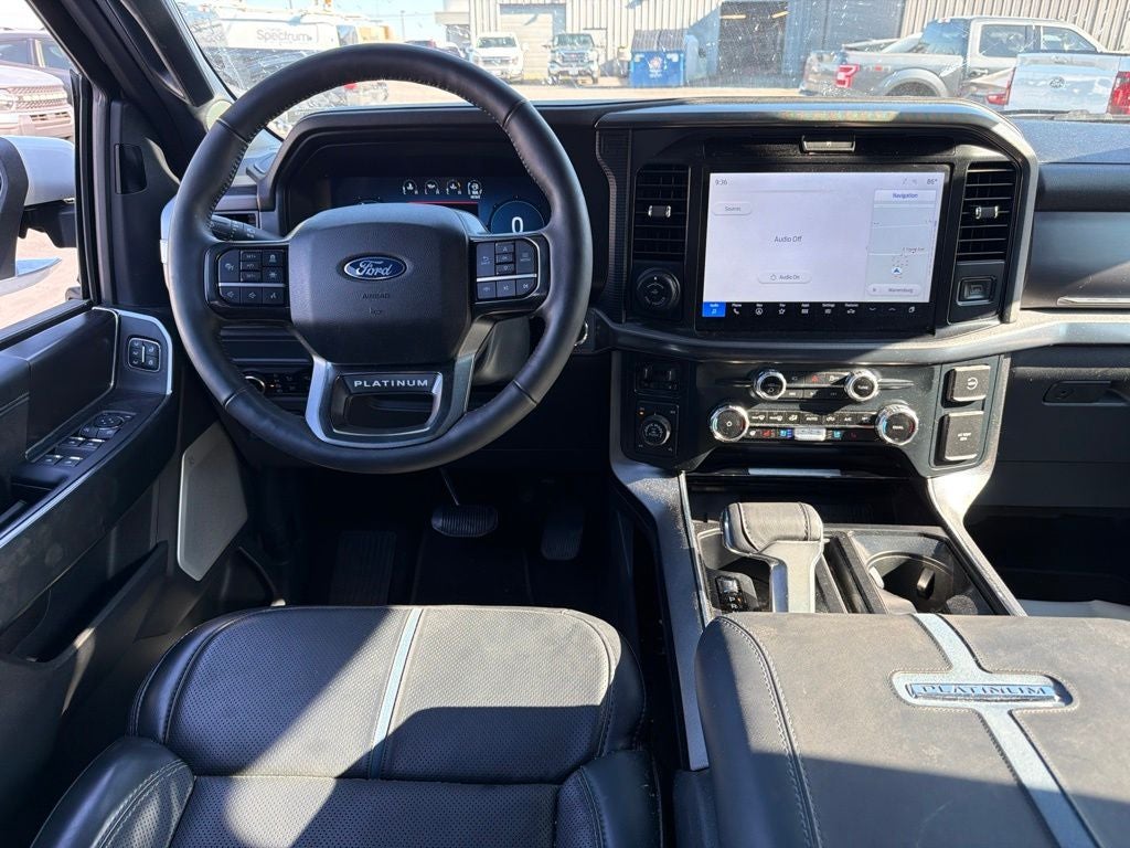 2025 Ford F-150 Platinum