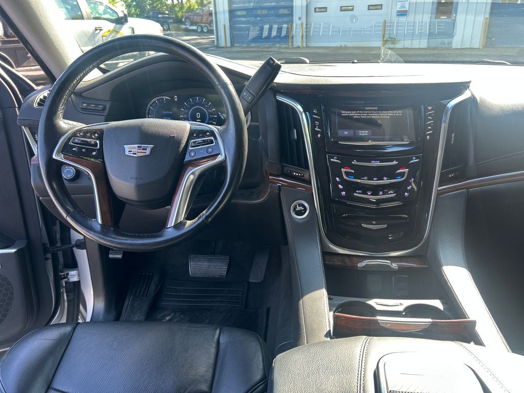 2016 Cadillac Escalade Luxury