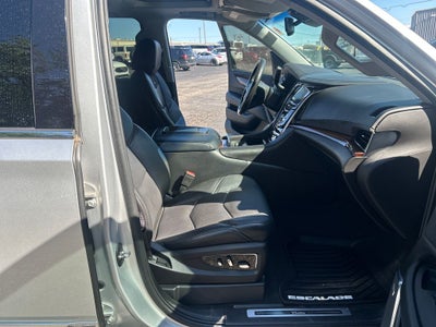 2016 Cadillac Escalade Luxury