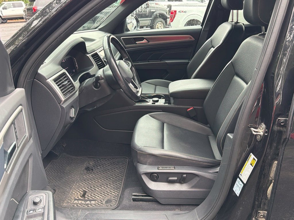 2020 Volkswagen Atlas Cross Sport 2.0T SEL 4Motion