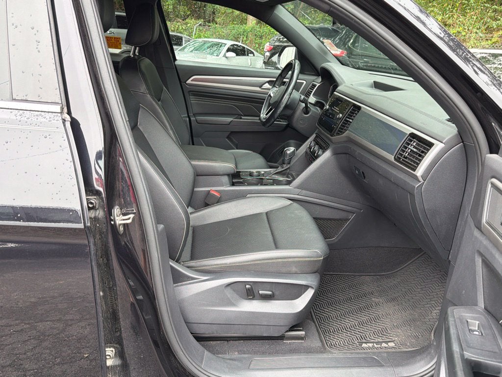 2020 Volkswagen Atlas Cross Sport 2.0T SEL 4Motion