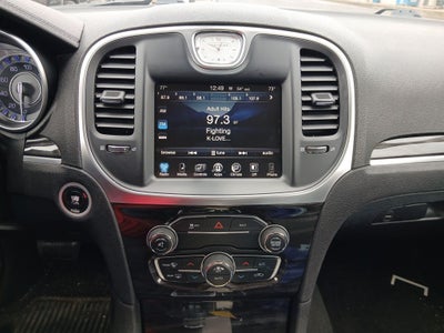 2015 Chrysler 300 Limited