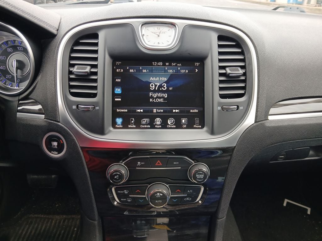 2015 Chrysler 300 Limited