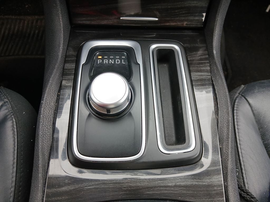 2015 Chrysler 300 Limited