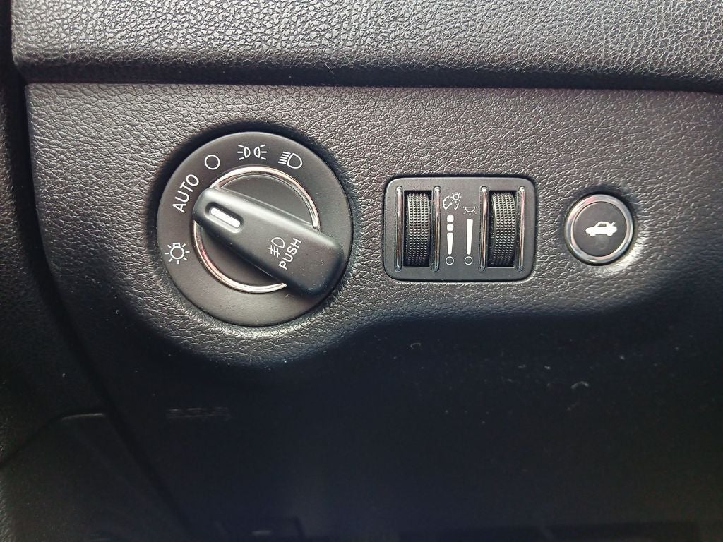2015 Chrysler 300 Limited