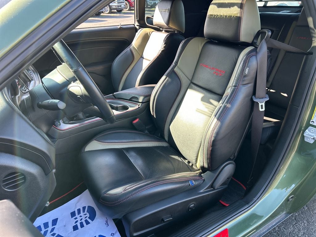 2023 Dodge Challenger R/T Shaker