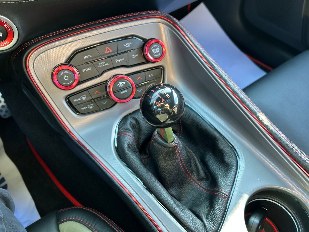 2023 Dodge Challenger R/T Shaker