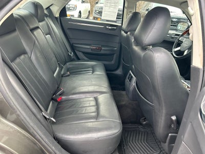 2010 Chrysler 300C Base