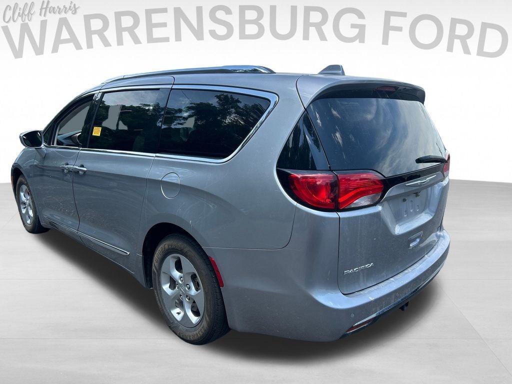 2017 Chrysler Pacifica Touring L Plus
