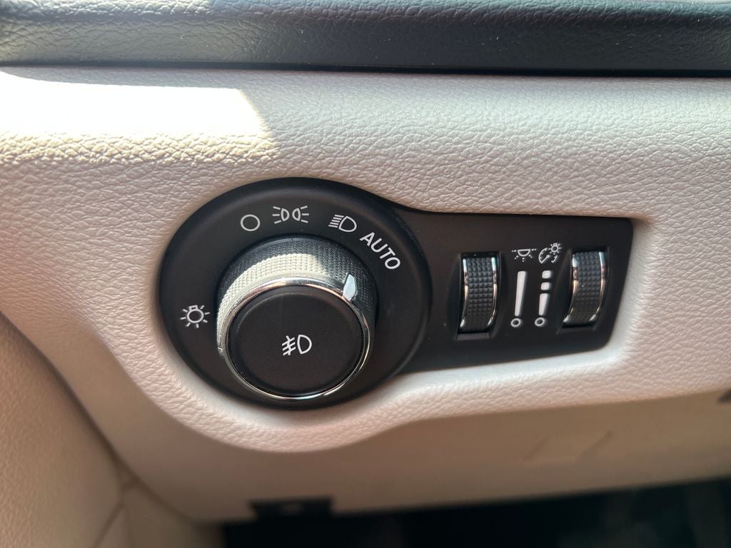 2017 Chrysler Pacifica Touring L Plus
