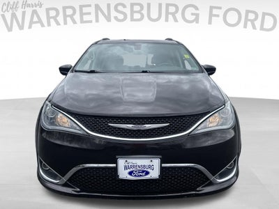 2017 Chrysler Pacifica Touring L Plus