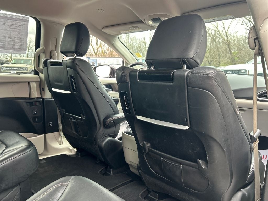 2017 Chrysler Pacifica Touring L Plus