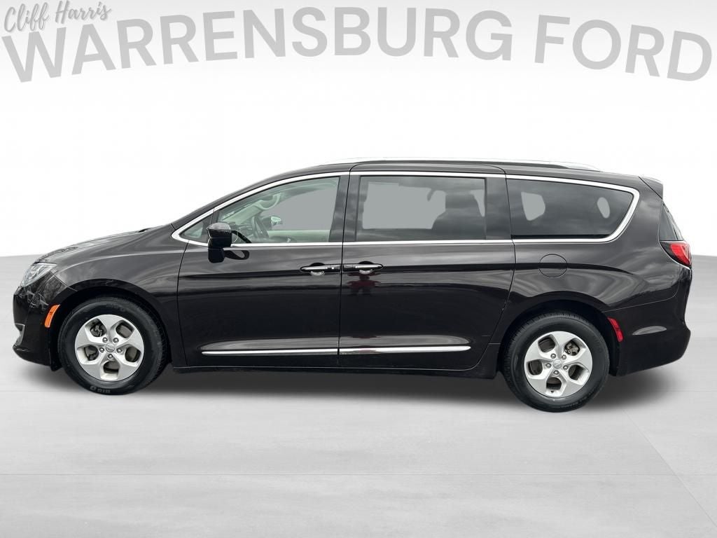 2017 Chrysler Pacifica Touring L Plus