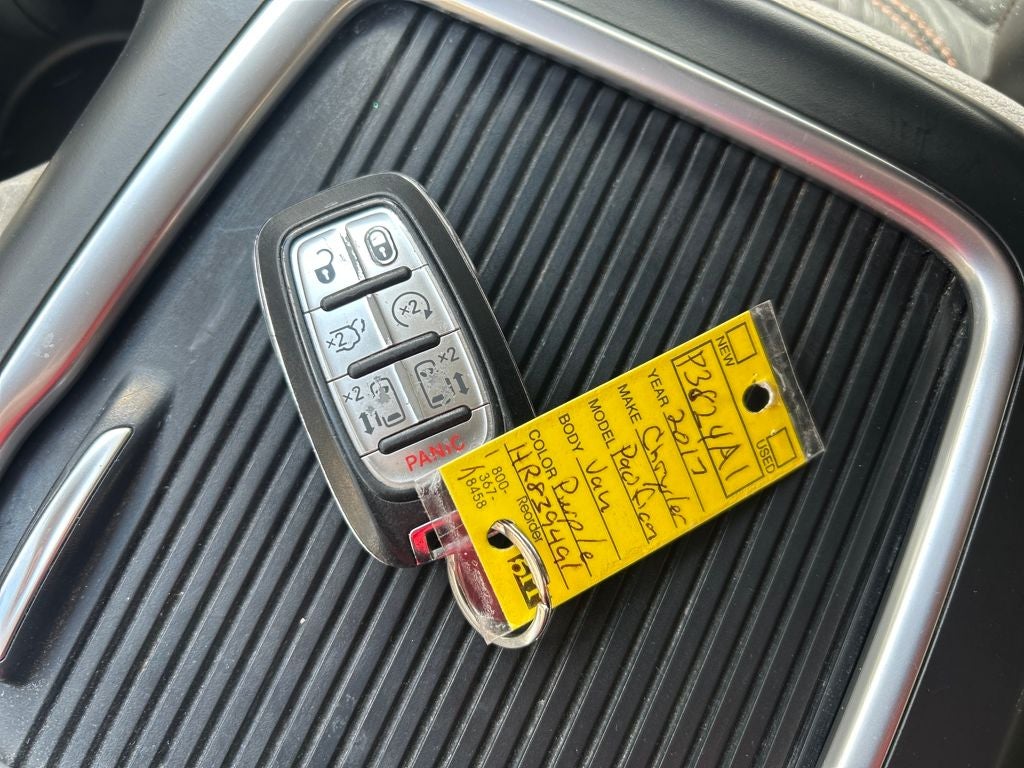 2017 Chrysler Pacifica Touring L Plus