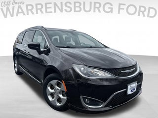 2017 Chrysler Pacifica Touring L Plus