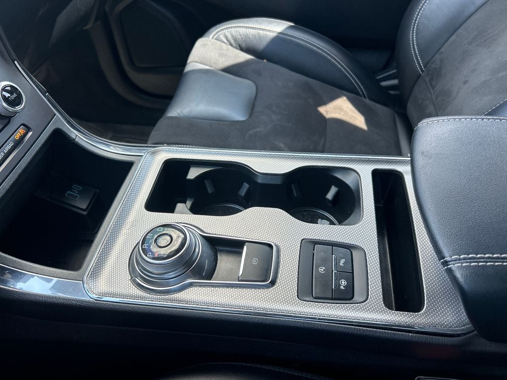 2021 Ford Edge ST